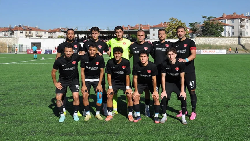 1922 Akşehirspor, ligdeki ilk maçında Gemlik Sümerbey’e 4-0 yenildi
