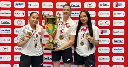 Akşehirli Milli Sporcular Avrupa’dan İki Kupayla Döndü
