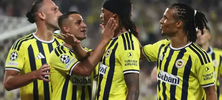 Fenerbahçe, Şampiyonlar Ligi’nde Roma ile 1-1 berabere kaldı