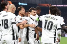 Beşiktaş, Marsilya’yı 4-1 yenerek Avrupa Ligi’ne 3 puanla başladı